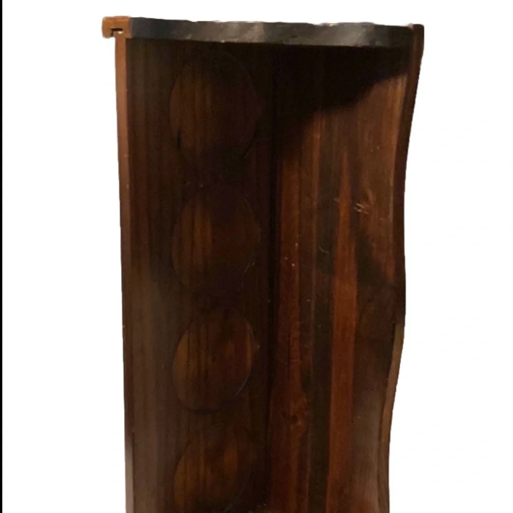 Wall mounted pine shelf beer mugs holder removable tray